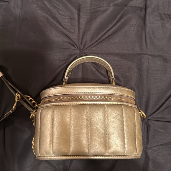 COPY - Gold coach crossbody - Picture 2 of 3